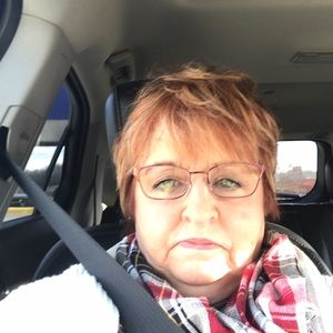 Meet your Posher, Zeola